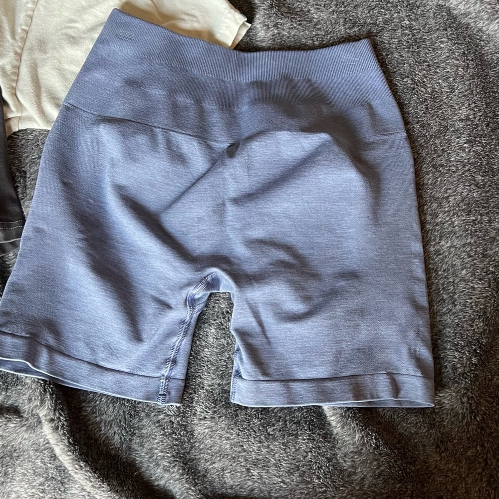 Alphalete amplify shorts